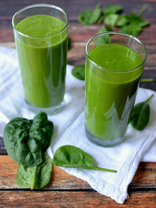 Easy Island Green Smoothie - Domestic Dee